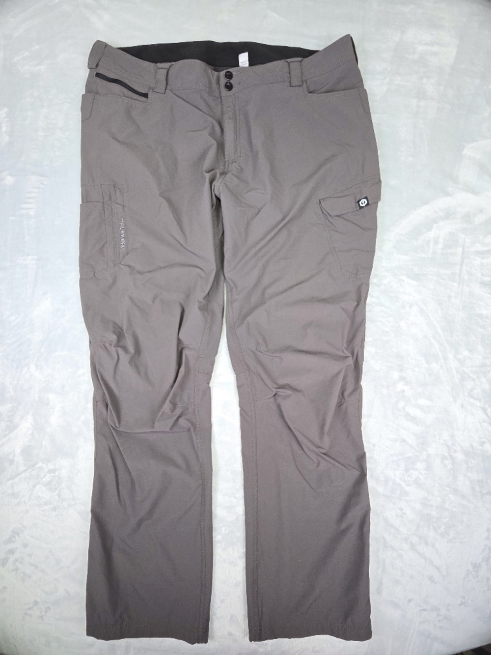 TRUEWERK T1 WerkPant Men's Light Work Cargo Pants Gray 44x34 Excellent Condition